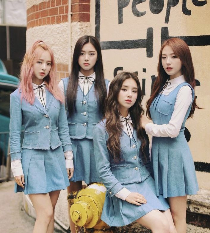 Kpop girl group loona